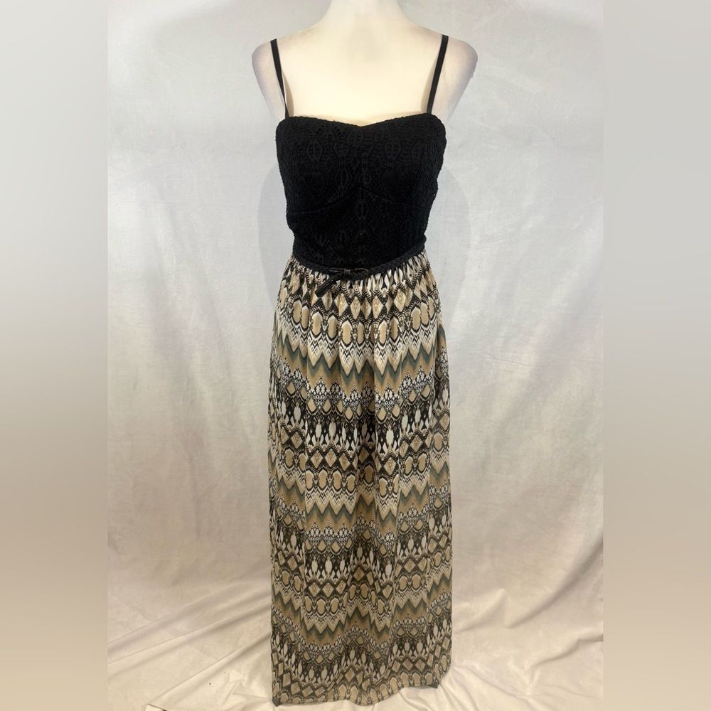 Lily Rose Black corset style stretch top patterned belted maxi dress size medium